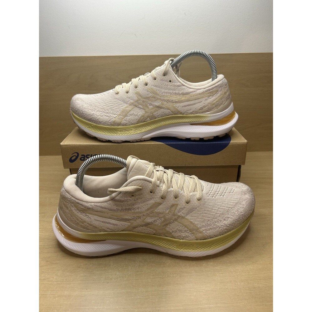 Asics Womens Gel Kayano 29 1012B272 Beige Running Shoes Sneakers Size 9